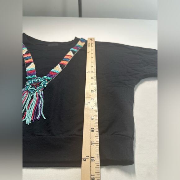 Anna Sui Black Necklace Beaded Cropped Sweatshirt Size Small Aztec Southwestern - Picture 7 of 8